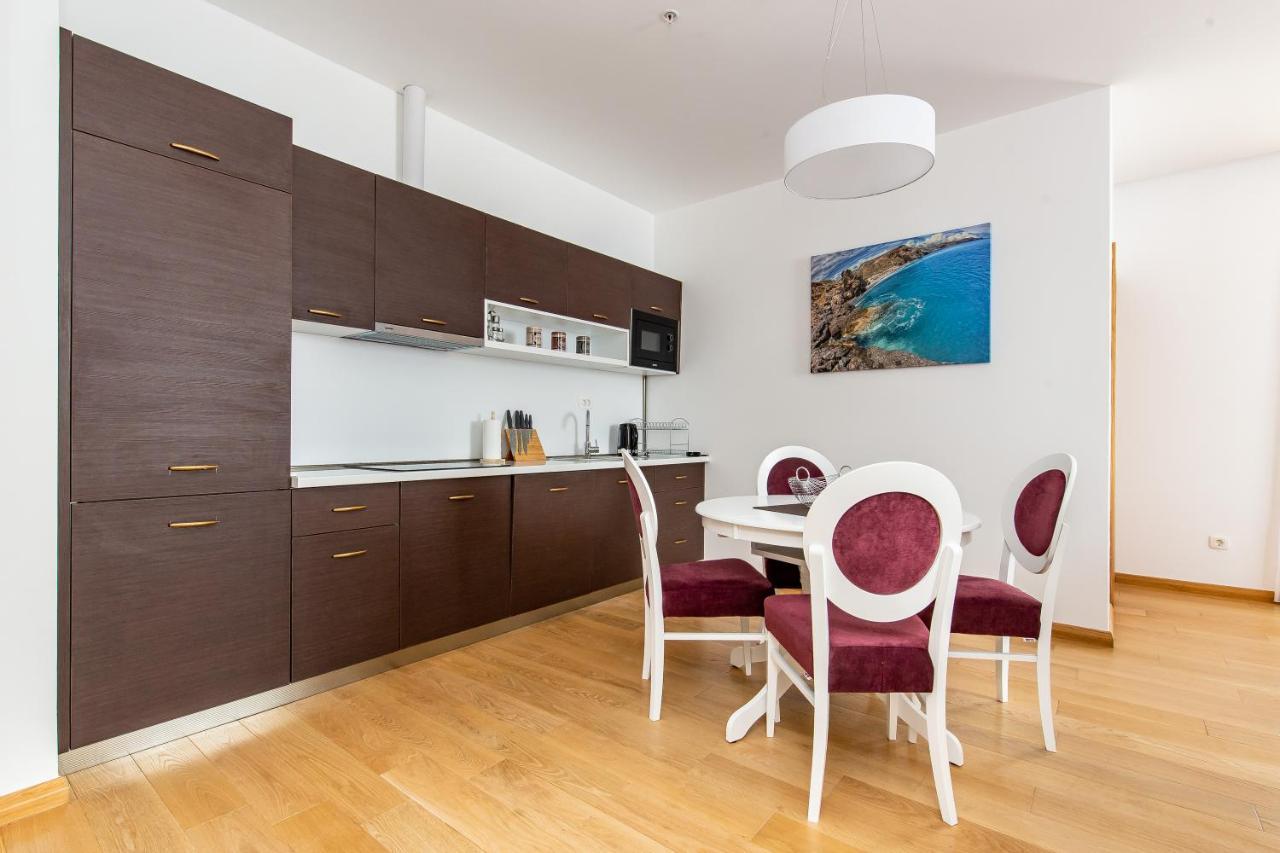 Apartments Lora In Apart-Hotel Budva Eksteriør billede
