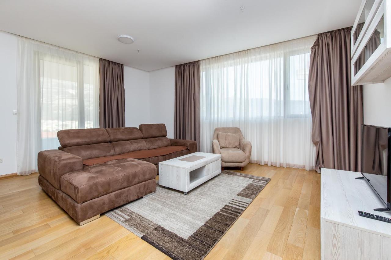Apartments Lora In Apart-Hotel Budva Eksteriør billede