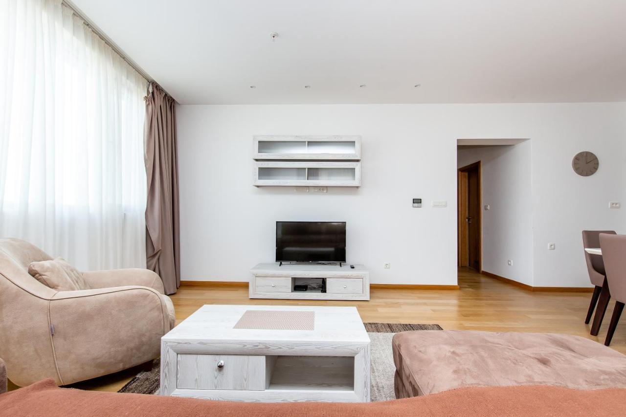 Apartments Lora In Apart-Hotel Budva Eksteriør billede