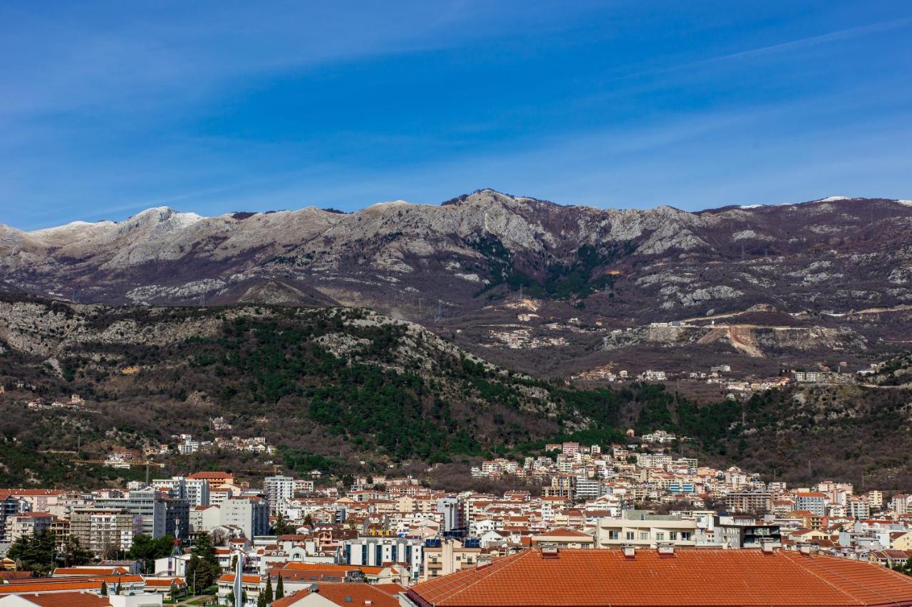 Apartments Lora In Apart-Hotel Budva Eksteriør billede
