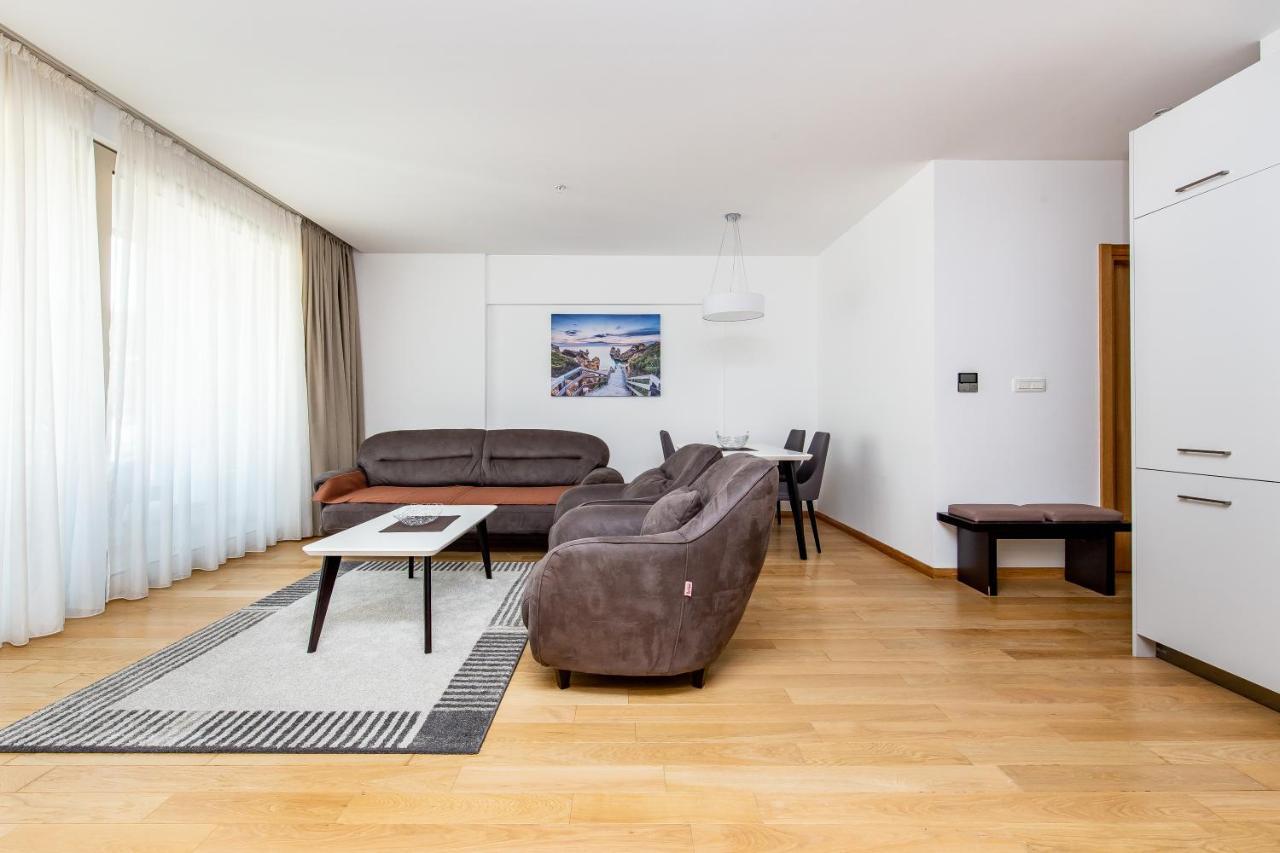Apartments Lora In Apart-Hotel Budva Eksteriør billede
