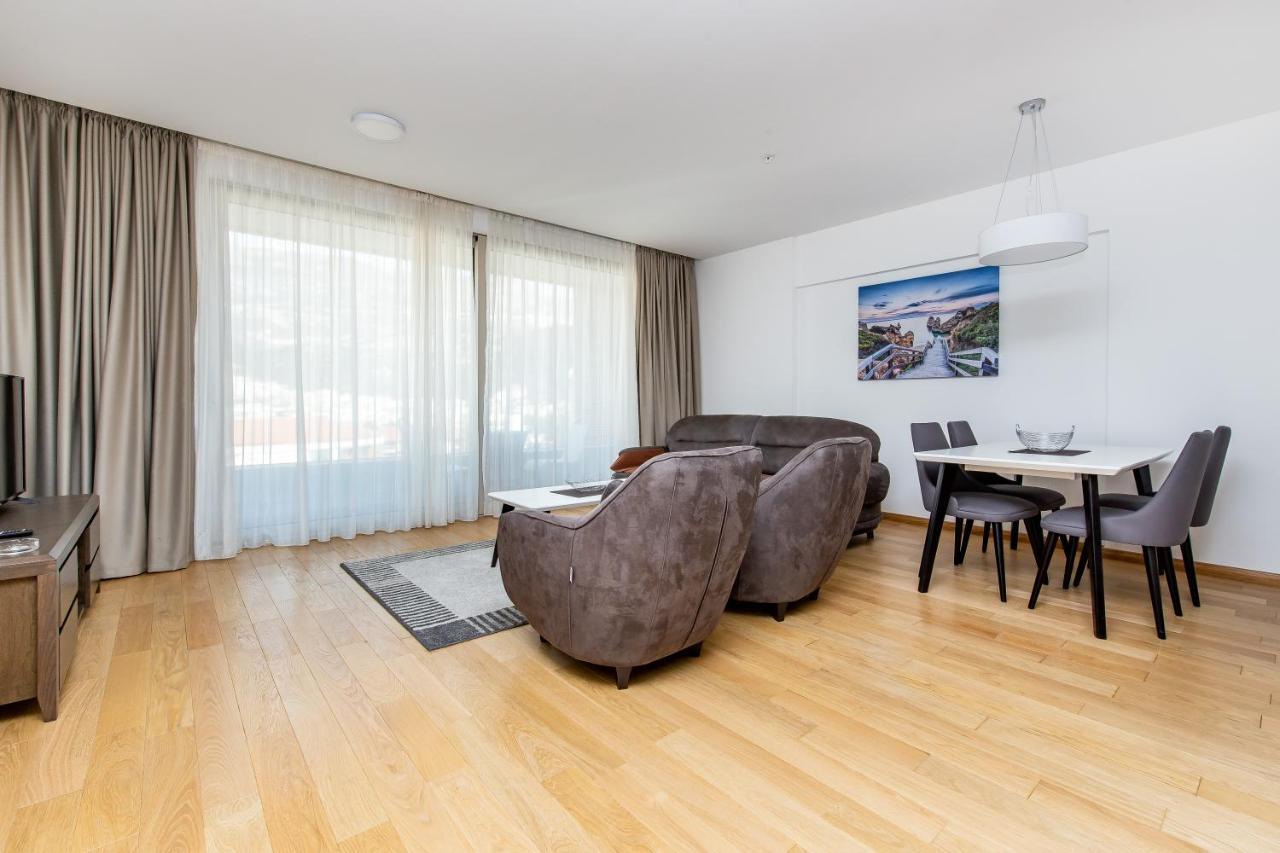 Apartments Lora In Apart-Hotel Budva Eksteriør billede