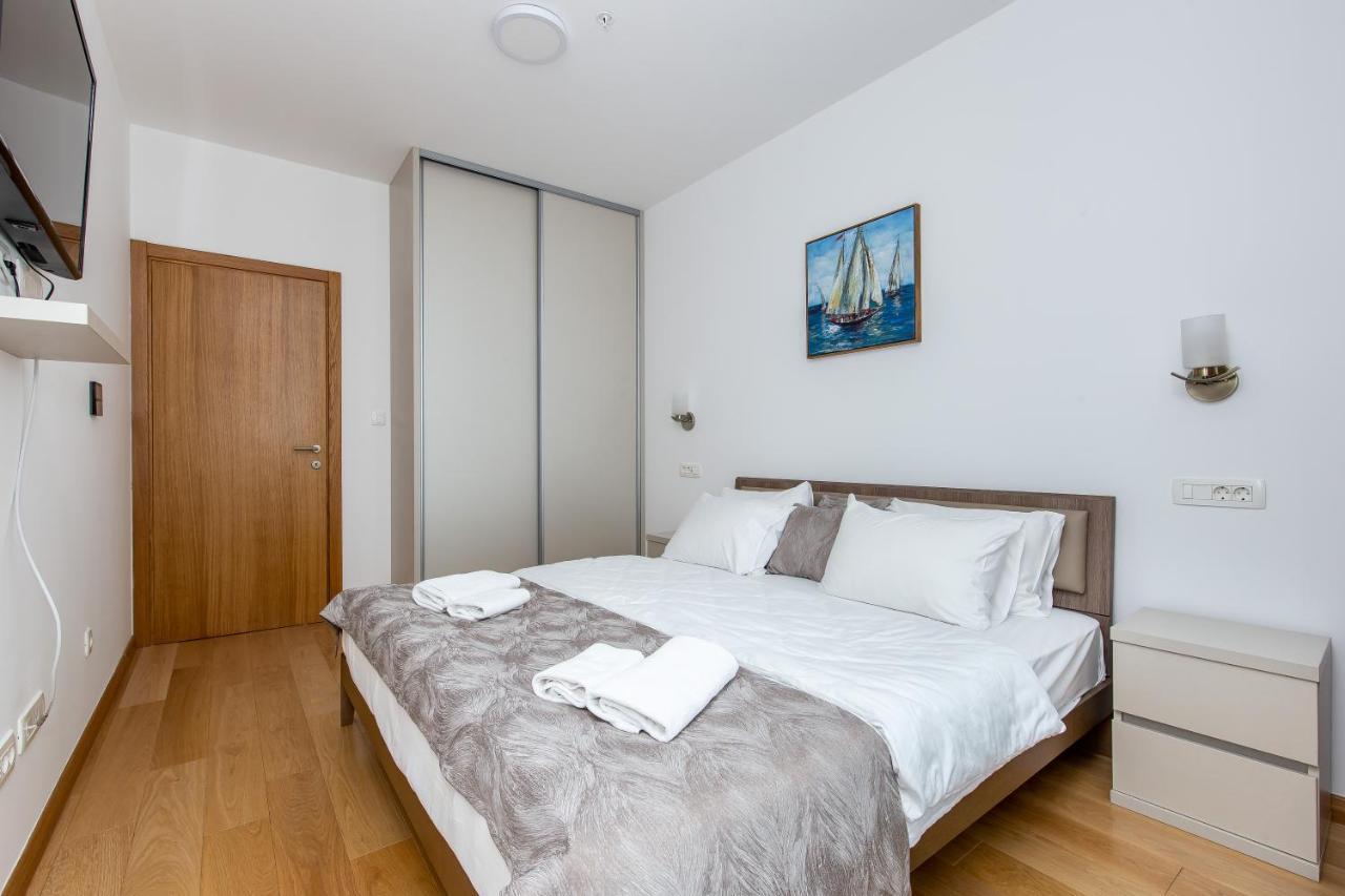 Apartments Lora In Apart-Hotel Budva Eksteriør billede